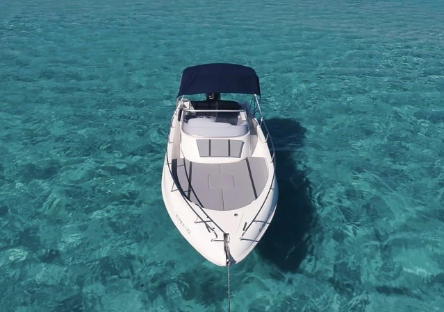 Charter a Seabird 755 in Santa Eulària des Riu on Samboat