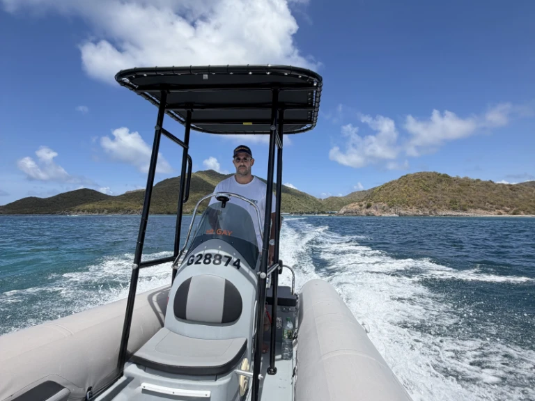Yacht charter Saint Martin - 3D Tender Lux 550 on SamBoat