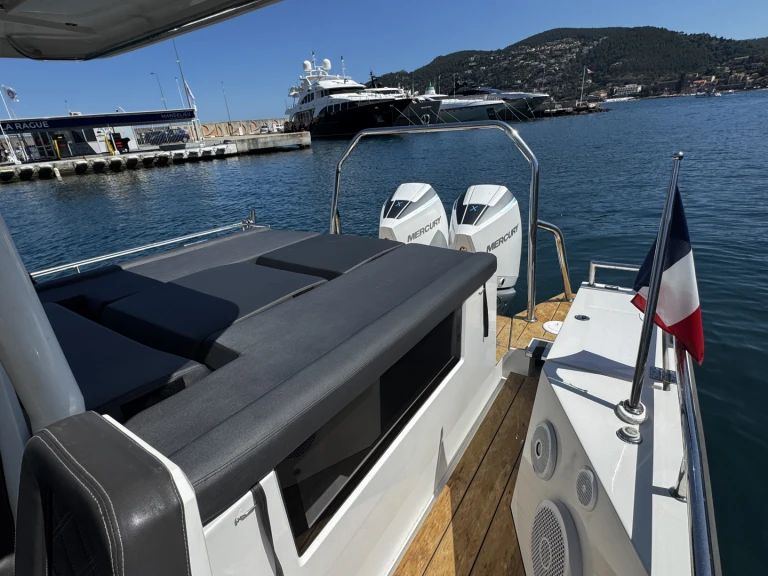 Hire Motorboat with or without skipper Axopar Mandelieu-la-Napoule
