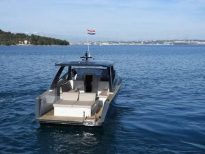Yacht hire Zadar cheap Colnago 33