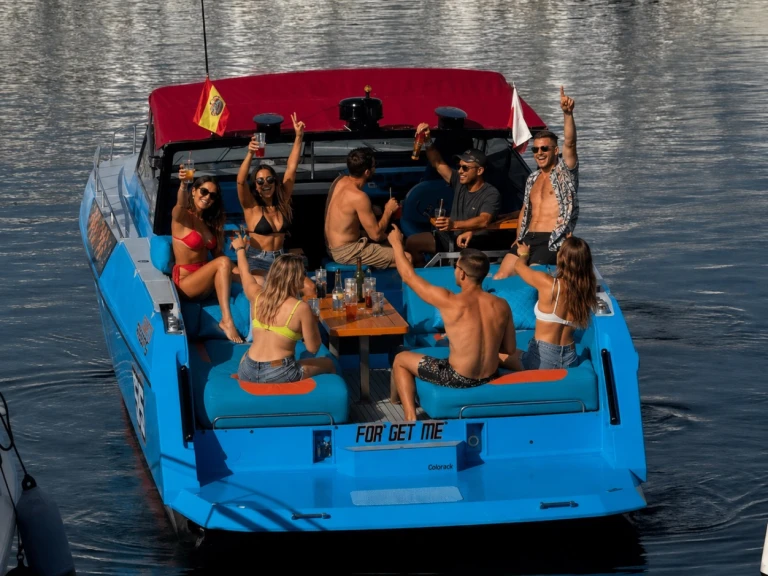 Yacht hire Marbella cheap Altura 47