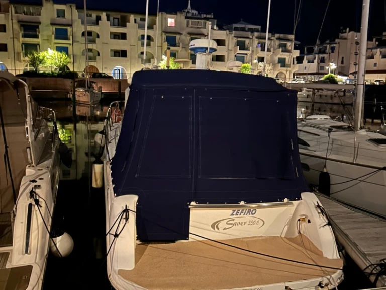 Hire a Saver Saver 330 Sport Fano