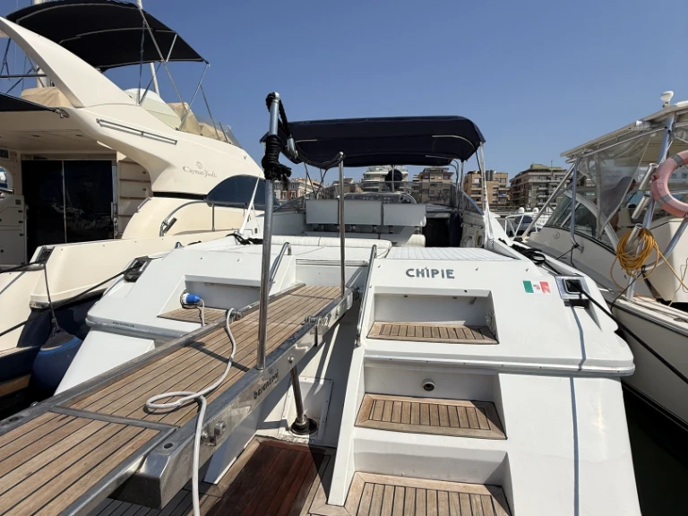 Motorboat to hire Nettuno at the best price