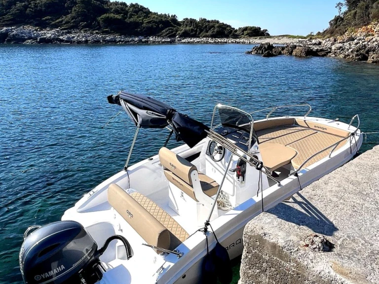 Hire a Barqa Barqa Q20 Rovinj