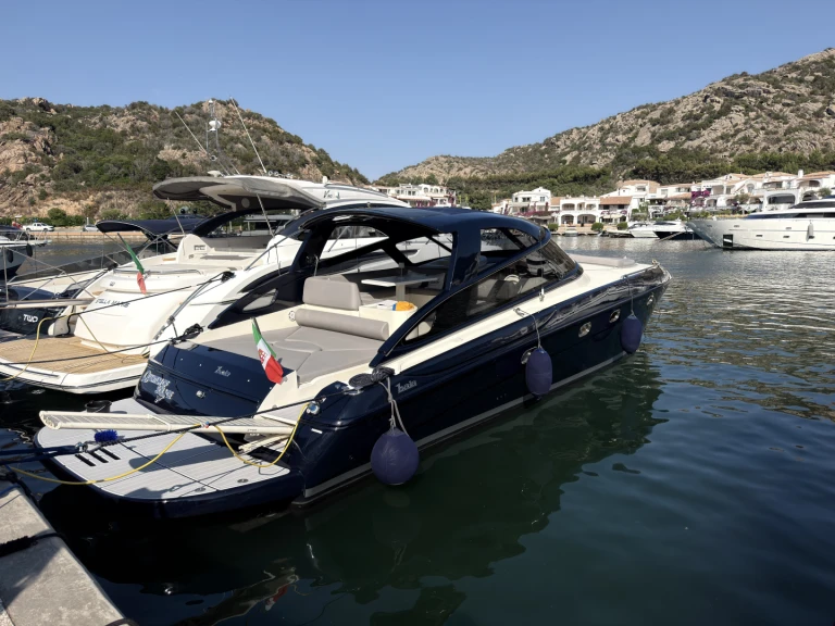 Hire Motorboat with or without skipper Baia Poltu Quatu