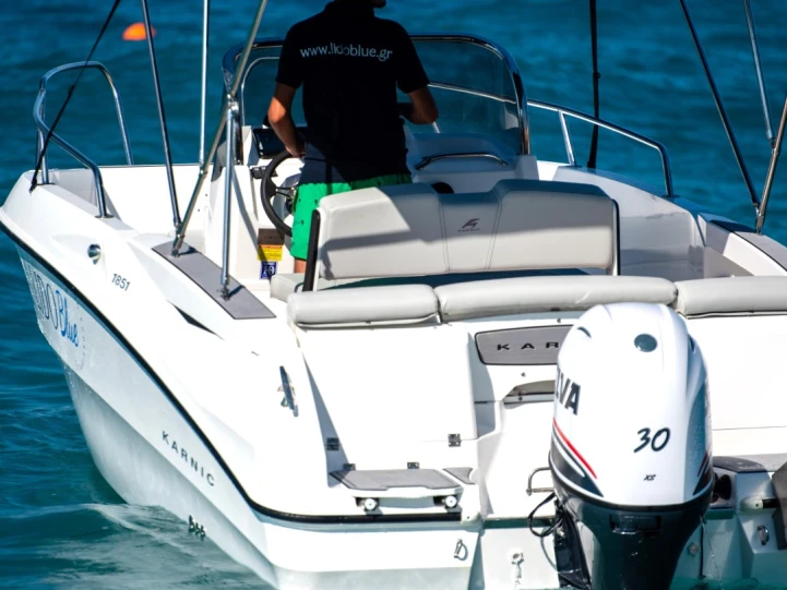 Yacht hire Kiáto cheap 1851