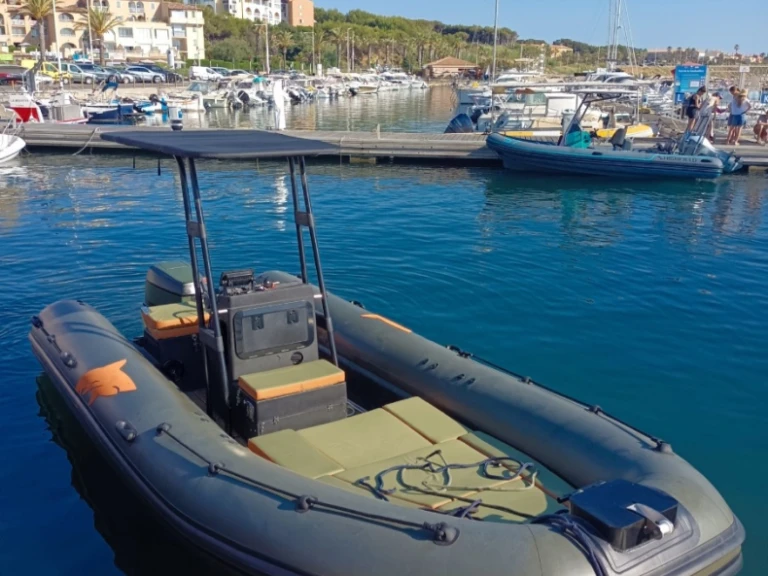 Charter a Zar FORMANTI in Le Brusc on Samboat