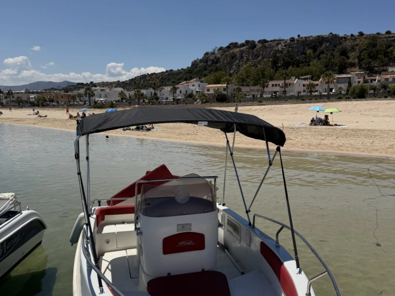 Yacht charter San Vito Lo Capo - Blumax open 19 on SamBoat
