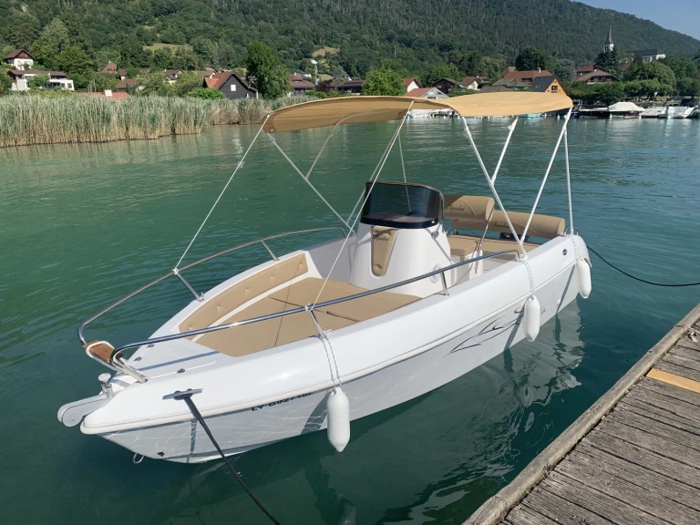 Yacht charter Annecy - Aquabat Sport Line 17 on SamBoat