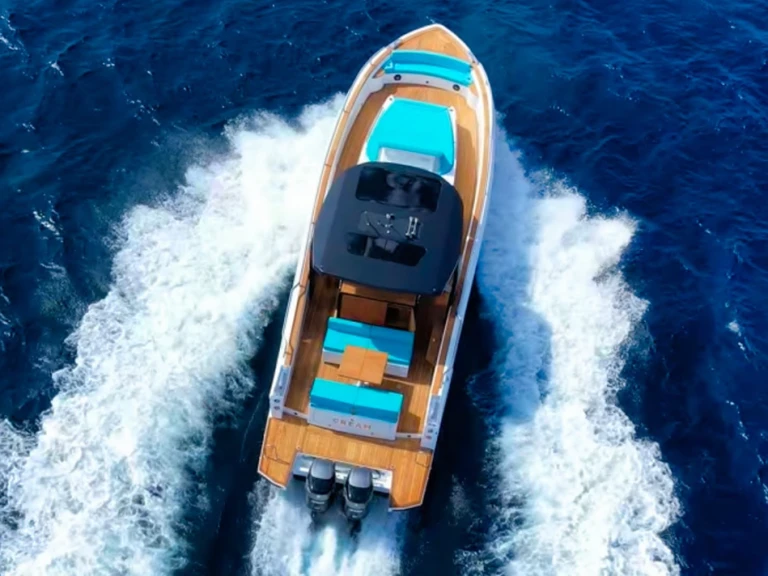 Motorboat to hire Ibiza Town at the best price