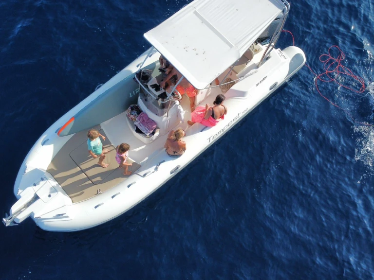 Yacht hire Golfe-Juan cheap Tempest 700 Sun