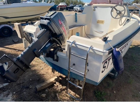 Hire a Jeanneau Cap 390 Perpignan