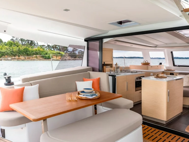 Catamaran hire in Volos - Fountaine Pajot Fountaine Pajot New 41