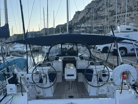 Hire Sailboat with or without skipper Bavaria Marseille