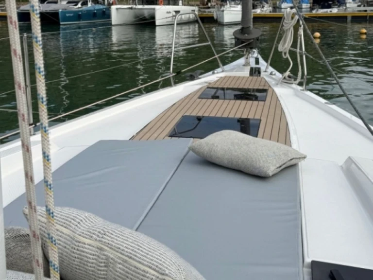 Sailboat to hire Paraty at the best price