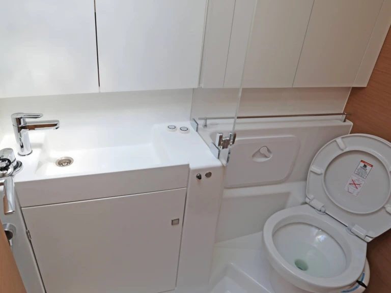 Yacht hire Pula cheap Sun Odyssey 415