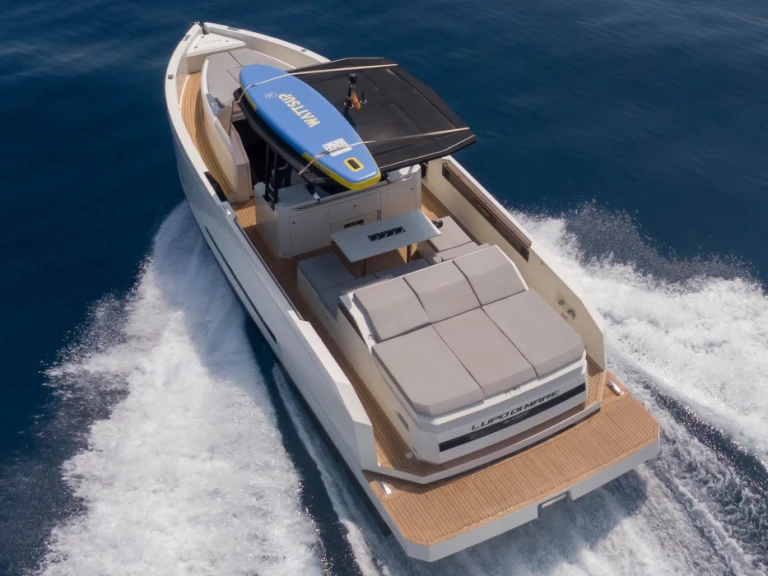 Motorboat hire in Ibiza Town - De Antonio DE ANTONIO YACHTS D36 
