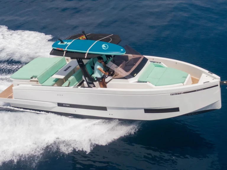 Yacht charter Ibiza Town - De Antonio De Antonio D32 Open on SamBoat