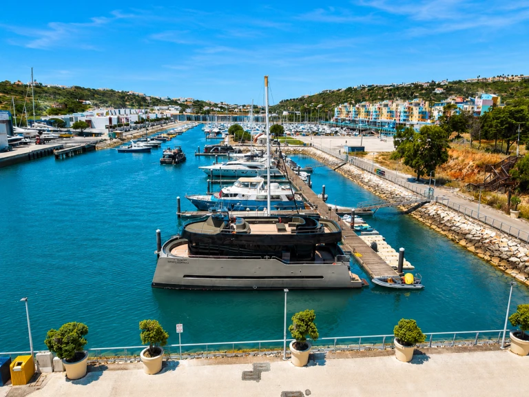Catamaran to hire Albufeira at the best price