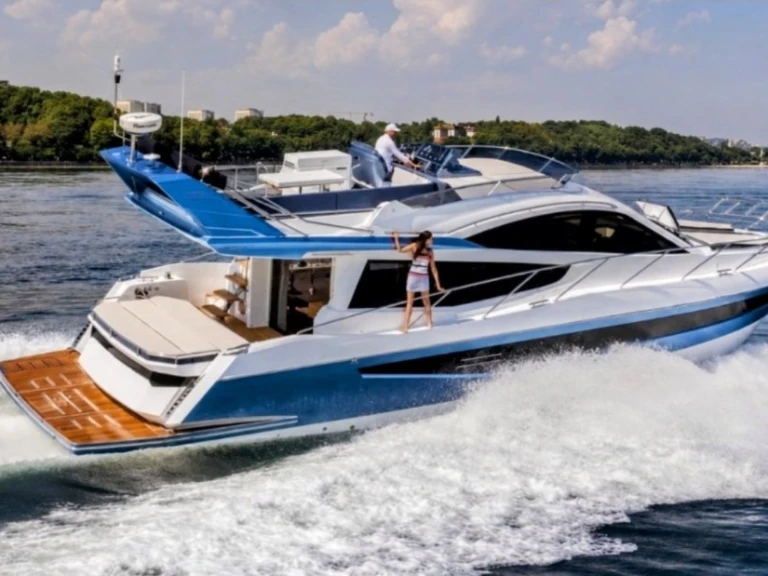 Yacht hire Herceg Novi cheap Galeon 550 Fly