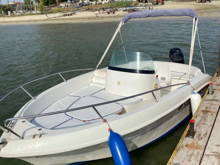 Hire Motorboat with or without skipper Kamarina Siracusa