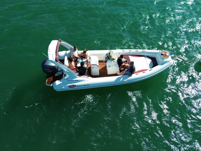 Hire RIB with or without skipper Nuova Jolly Le Canon