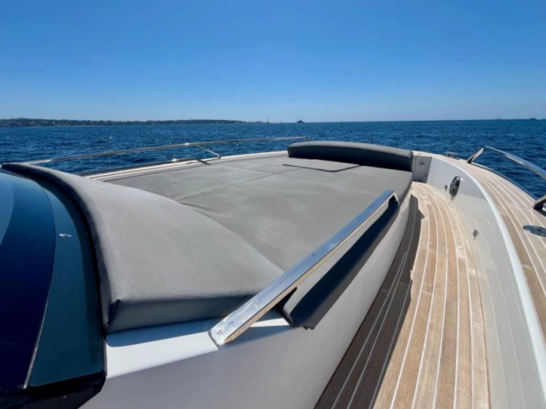 Hire a Fiart SEAWALKER 43 Golfe-Juan
