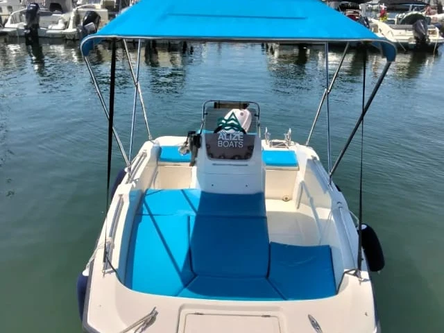 Motorboat to hire Can Pastilla at the best price