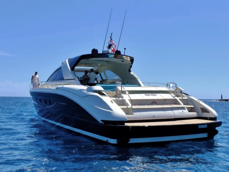 Yacht hire Saint-Laurent-du-Var cheap Riva 68'