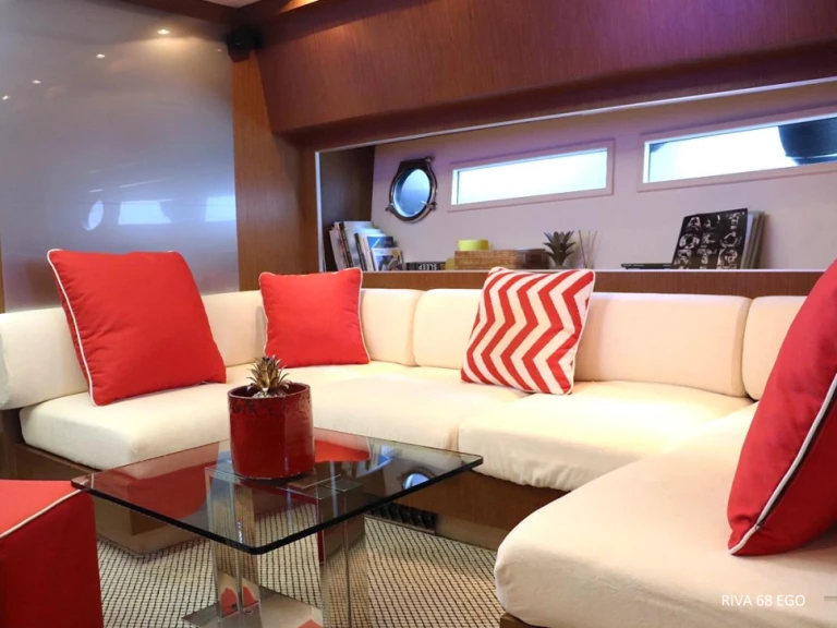 Luxury Yacht hire in Saint-Laurent-du-Var - Riva Riva 68'