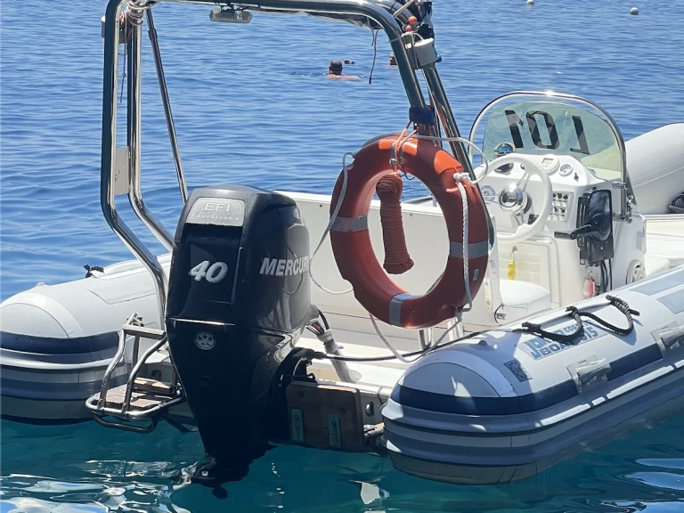 RIB to hire Genova at the best price
