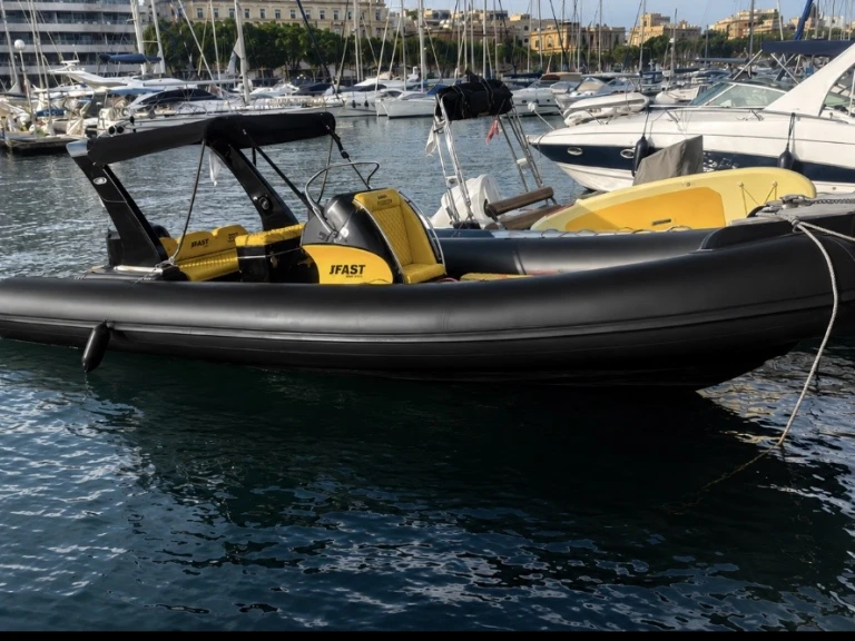RIB hire in Tal-Pietà - Oromarine Oromarine 25