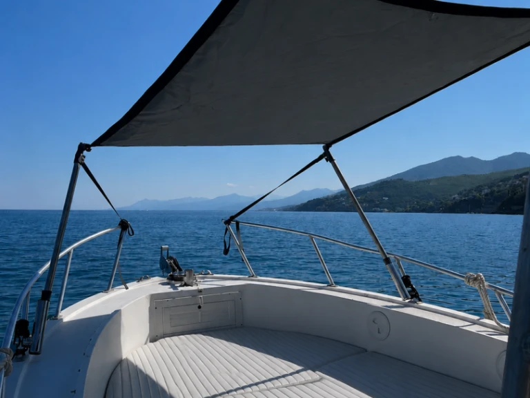 Hire Motorboat with or without skipper Mako Bastia