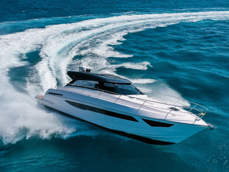 Motorboat hire in Saint-Tropez - Focus Power 44