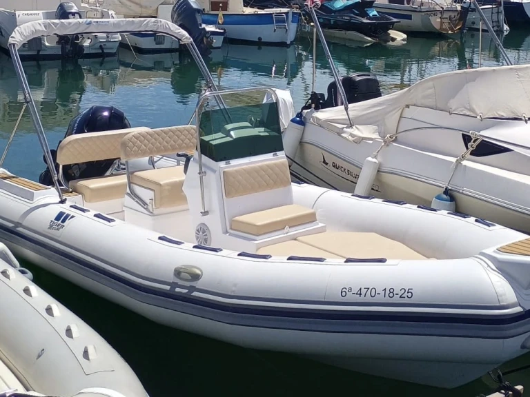 Hire a Tiger Marine 600 Santa Eulària des Riu