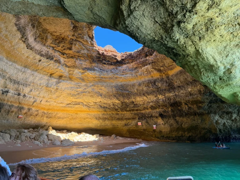 Motorboat hire in Albufeira - Moggaro M950TENDER