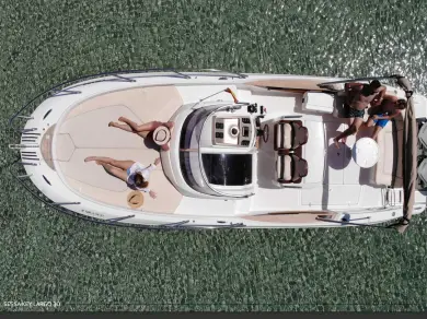 Charter a Sessa Marine Key Largo 30 in Ibiza Town on Samboat