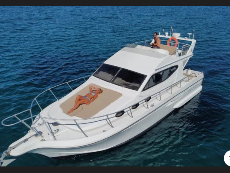Mochi Craft Mochi 40 charter bareboat or skippered in  Chioggia