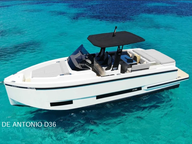 Yacht charter Ibiza Town - De Antonio d36 on SamBoat