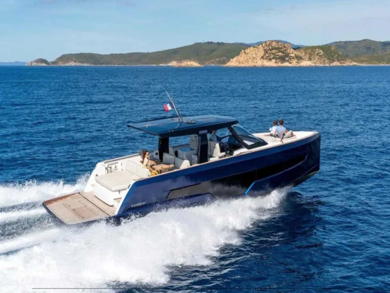 Charter a Fjord Fjord 41 XL in Ibiza Town on Samboat