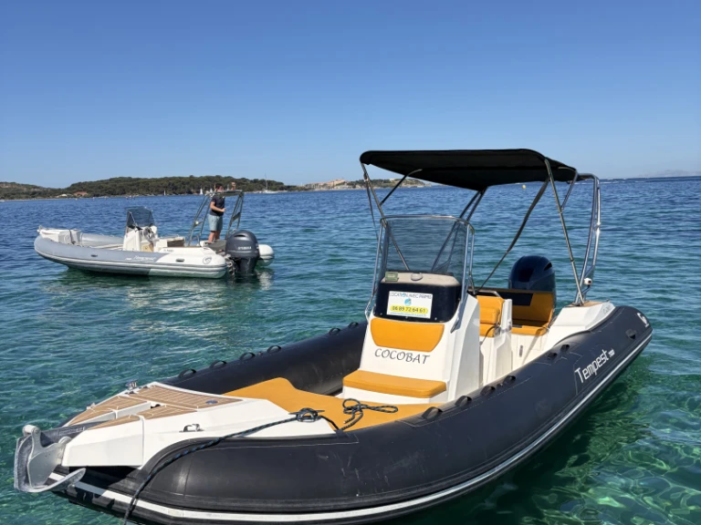 Yacht charter Six-Fours-les-Plages - Capelli Capelli 700 on SamBoat
