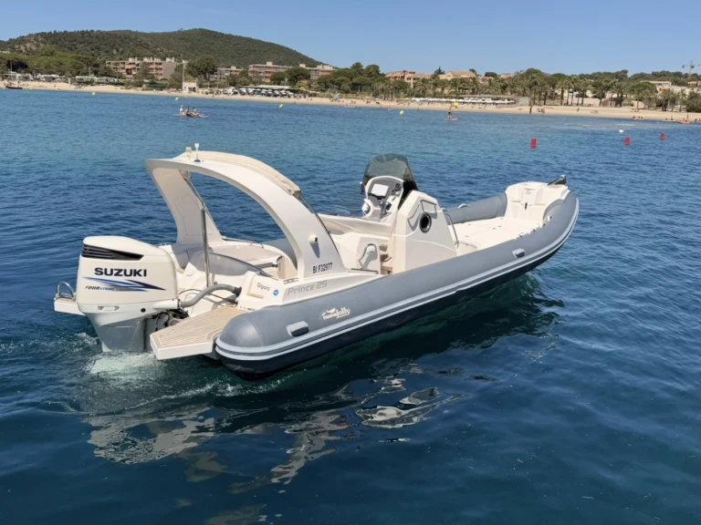 Charter a Nuova Jolly Prince 25 Luxe in France on Samboat