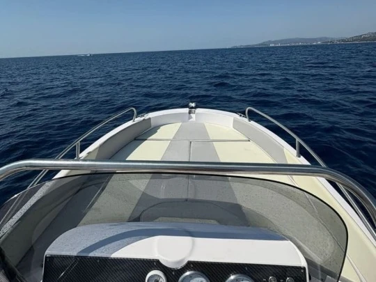 Motorboat to hire Port de Palamós at the best price