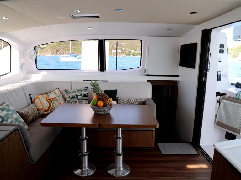 Hire Catamaran Outremer with a boat licence