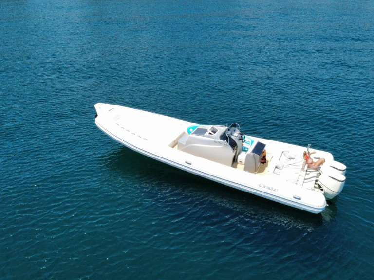 Yacht charter Miseno - dovi boat One way 100 on SamBoat
