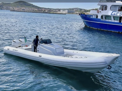 Yacht hire Miseno cheap One way 100
