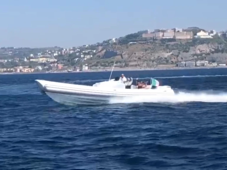 Charter a dovi boat One way 100 in Miseno on Samboat