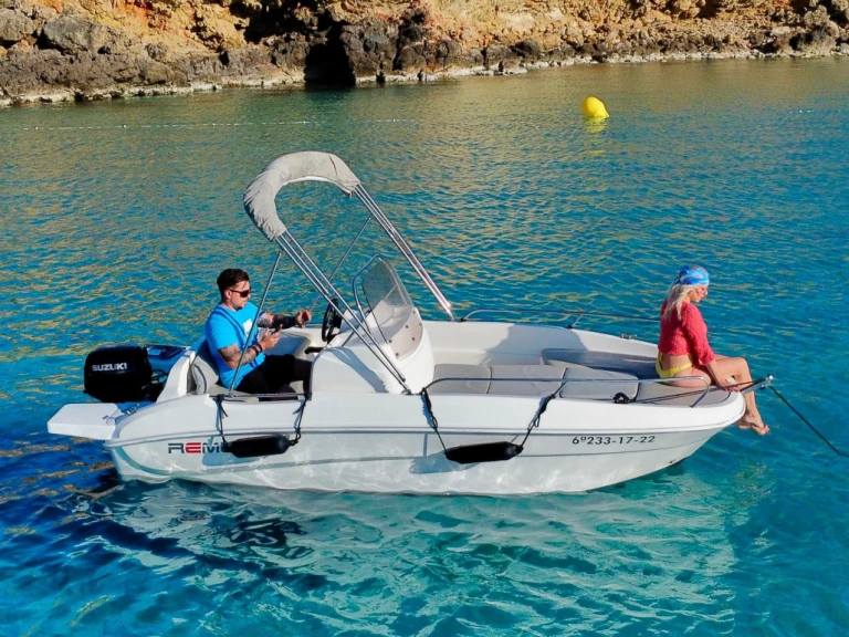 Yacht hire Sant Antoni de Portmany cheap Remus 450 open