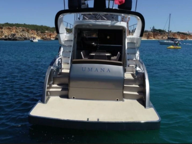 Motorboat to hire Villefranche-sur-Mer at the best price