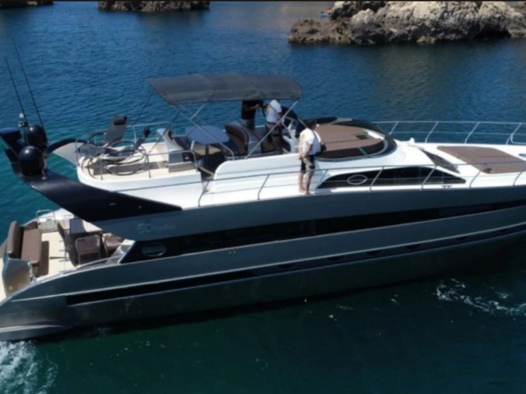 Hire a Conam 60  Villefranche-sur-Mer